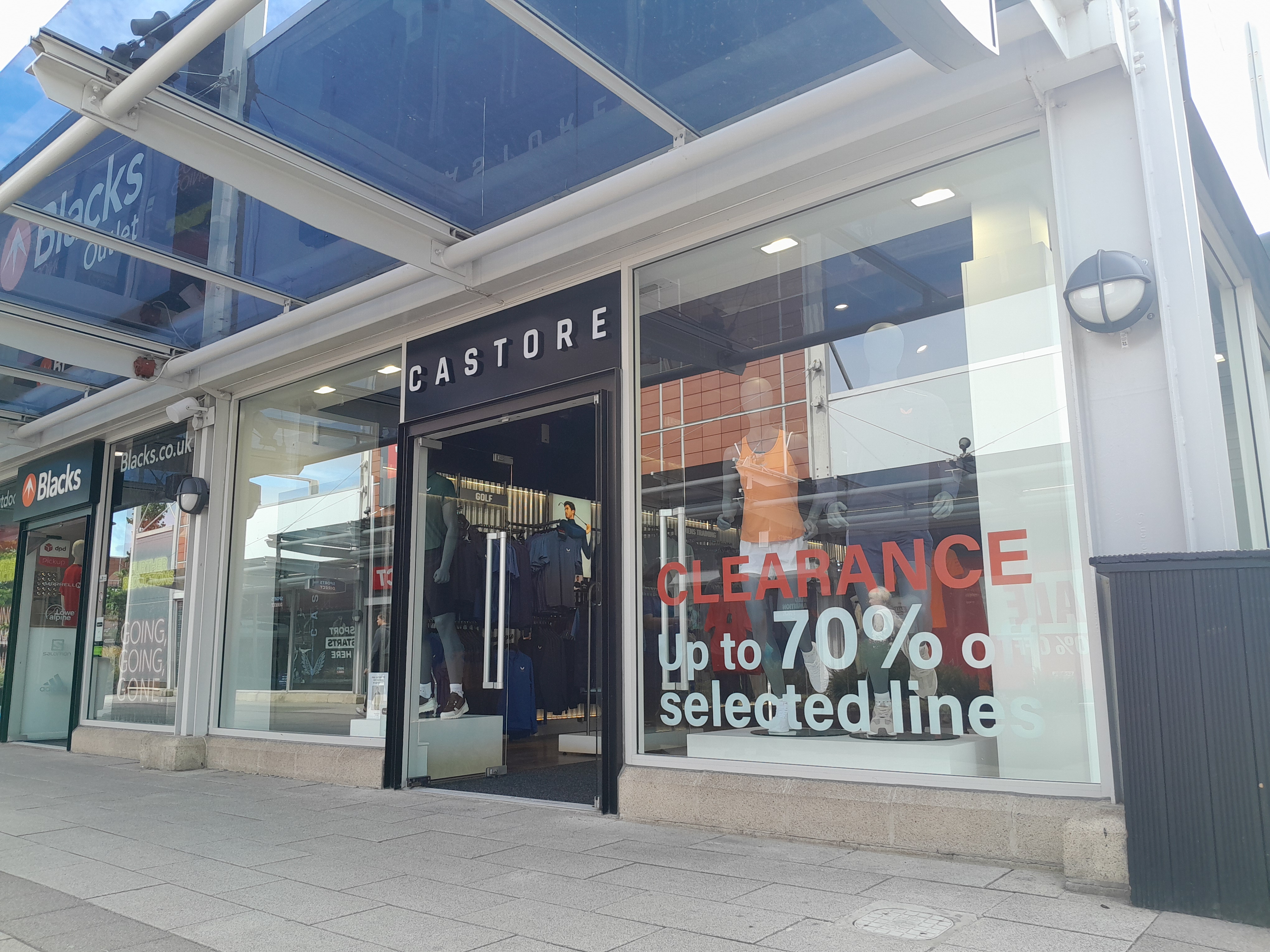 Junction 32 Welcomes innovative sportswear brand Castore to Yorkshire 